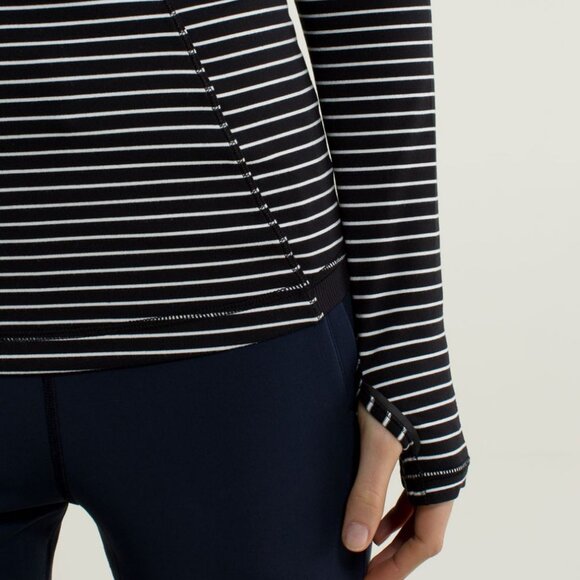 Lululemon Base Runner Long Sleeve In Parallel Stripe Black White / Black Size 4 - Picture 4 of 7